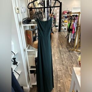 Lulus jade floor length cross back Dress nwt size medium